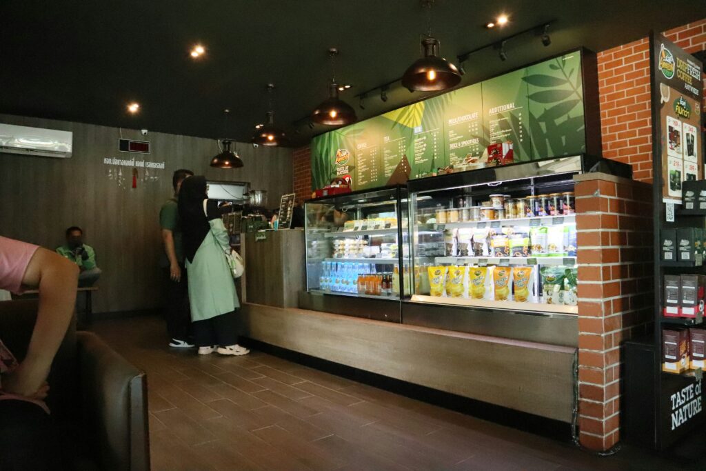 Layanan di kafe